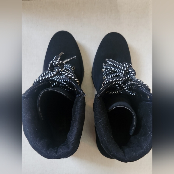 Lulu's Black Boots - Picture 4 of 7